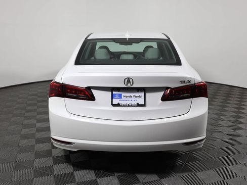 Used 2016 Acura TLX FWD image 6