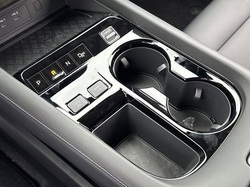 Certified 2025 Nissan Murano SV image 7