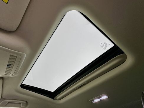 Used 2024 MAZDA CX-90 3.3 Turbo w/ Preferred Plus image 27