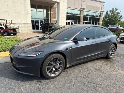 Used 2025 Tesla Model 3 Long Range RWD image 5