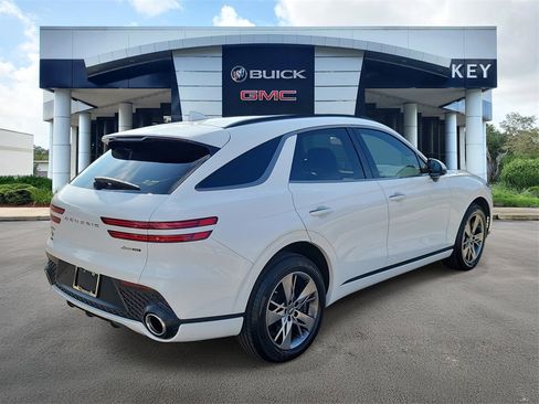 Used 2024 Genesis GV70 3.5T Sport image 4