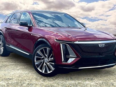 Certified 2024 Cadillac Lyriq Luxury w/ LPO, Floor Liner Package