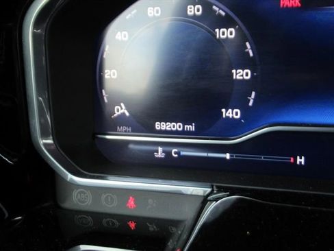 Used 2024 Chevrolet Silverado 2500 LTZ w/ LTZ Convenience Package image 33