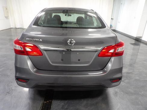 Used 2019 Nissan Sentra S w/ Exterior Package FWD image 5