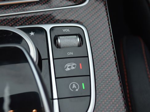 Used 2015 Mercedes-Benz C 63 AMG S image 27