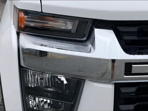 Used 2022 Chevrolet Silverado 2500 LT w/ Convenience Package image 26