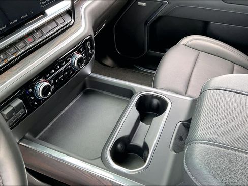 Certified 2025 GMC Sierra 2500 SLT w/ Texas SLT Premium Package image 16