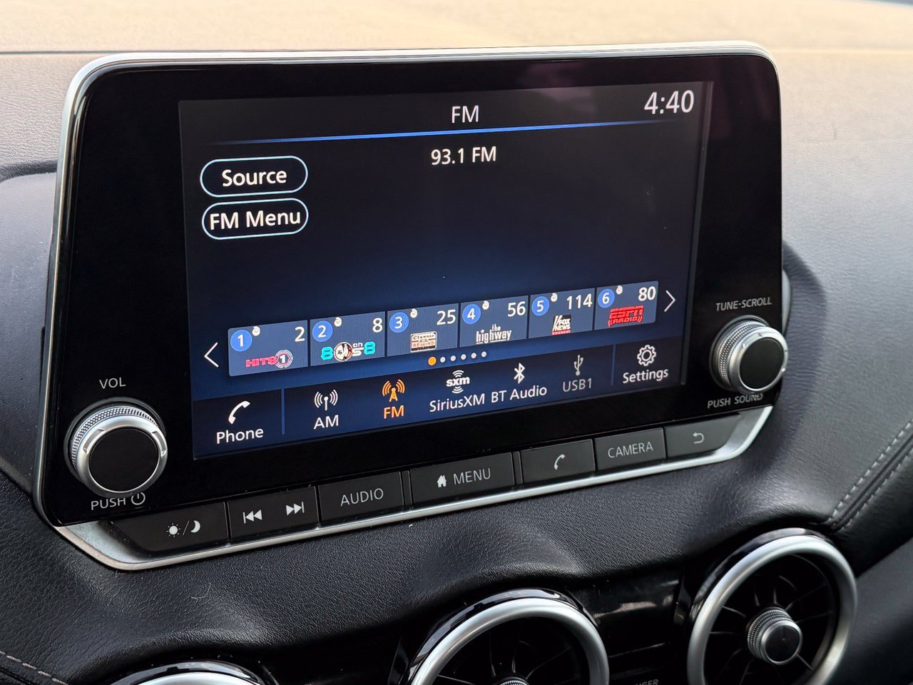 Certified 2025 Nissan Sentra SV FWD image 22