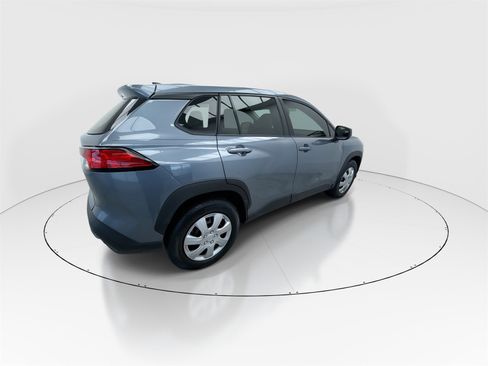 Used 2023 Toyota Corolla Cross L image 8