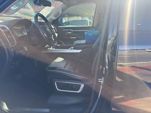 Used 2020 RAM 1500 Laramie image 9