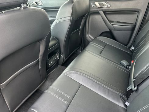 Certified 2019 Ford Ranger Lariat w/ Equipment Group 501A Mid image 4