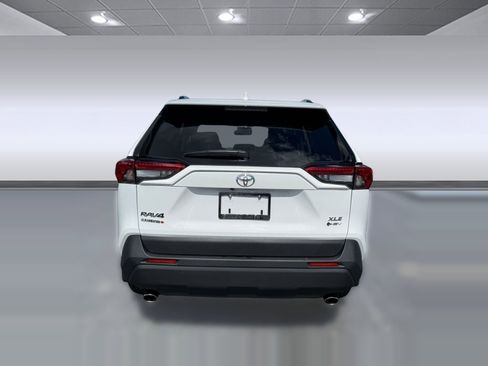 Used 2025 Toyota RAV4 XLE image 10