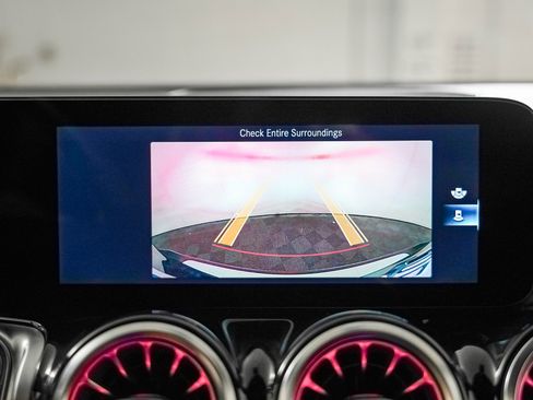 Certified 2022 Mercedes-Benz GLB 250 image 18