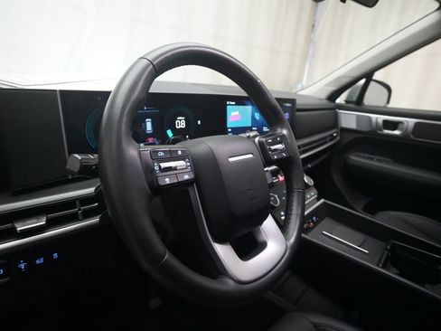 Used 2025 Hyundai Santa Fe SEL AWD/4WD image 8