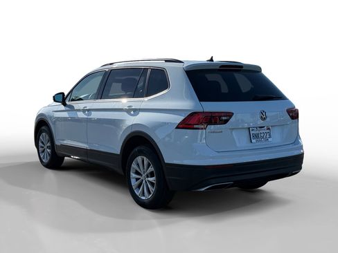 Used 2020 Volkswagen Tiguan S image 3