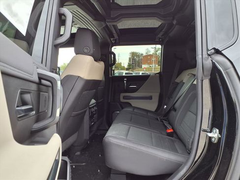 New 2026 GMC Hummer EV SUV image 22