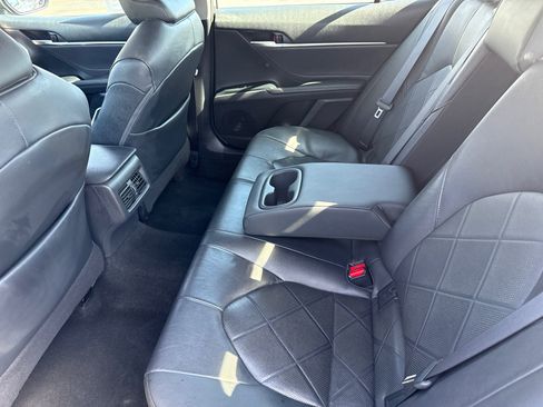 Used 2018 Toyota Camry XLE w/ Driver Assist Package image 17