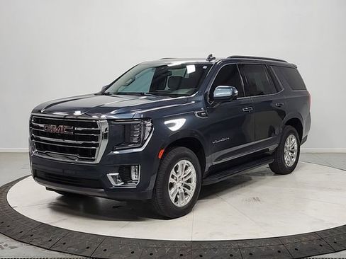 Used 2021 GMC Yukon SLT w/ SLT Luxury Plus Package RWD image 3