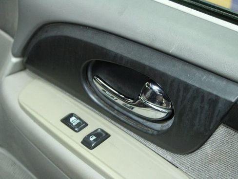 Used 2003 GMC Envoy SLE w/ 1SB Preferred Equipment Group image 10