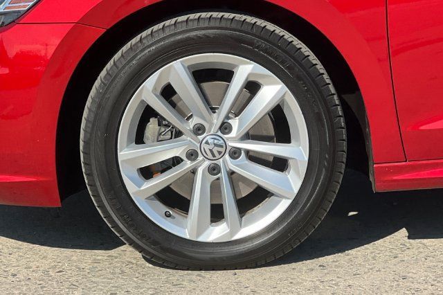 Used 2020 Volkswagen Passat 2.0T S FWD image 30