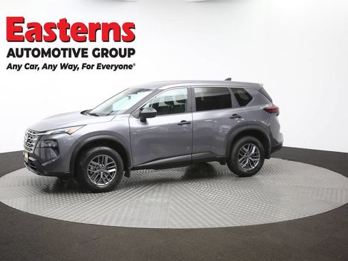 Used 2024 Nissan Rogue S AWD/4WD image 58