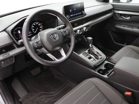Used 2025 Honda CR-V Sport image 14