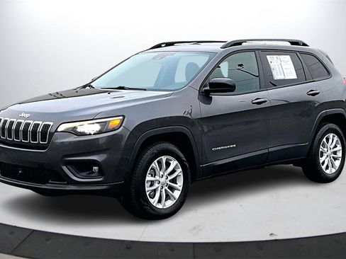 Certified 2022 Jeep Cherokee Latitude Lux image 4