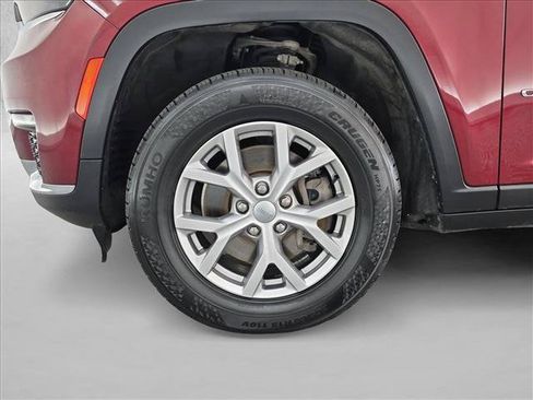 Used 2021 Jeep Grand Cherokee L Limited AWD/4WD image 28