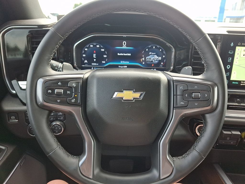 Used 2024 Chevrolet Silverado 1500 High Country w/ Z71 Off-Road Package AWD/4WD image 21