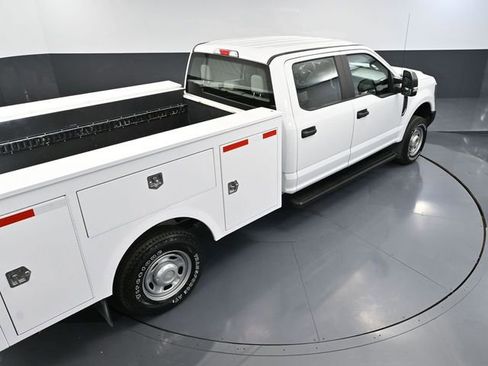 Used 2019 Ford F250 XL w/ Power Equipment Group image 59