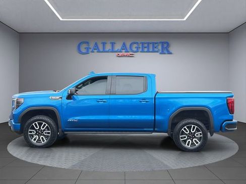 Used 2024 GMC Sierra 1500 AT4 w/ AT4 Premium Package AWD/4WD image 9