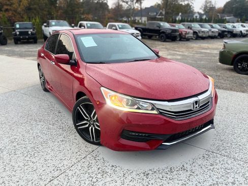 Used 2016 Honda Accord Sport image 27