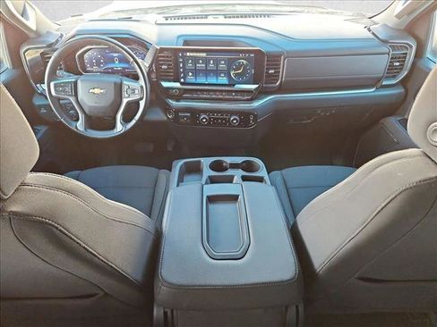 Certified 2025 Chevrolet Silverado 1500 LT image 17