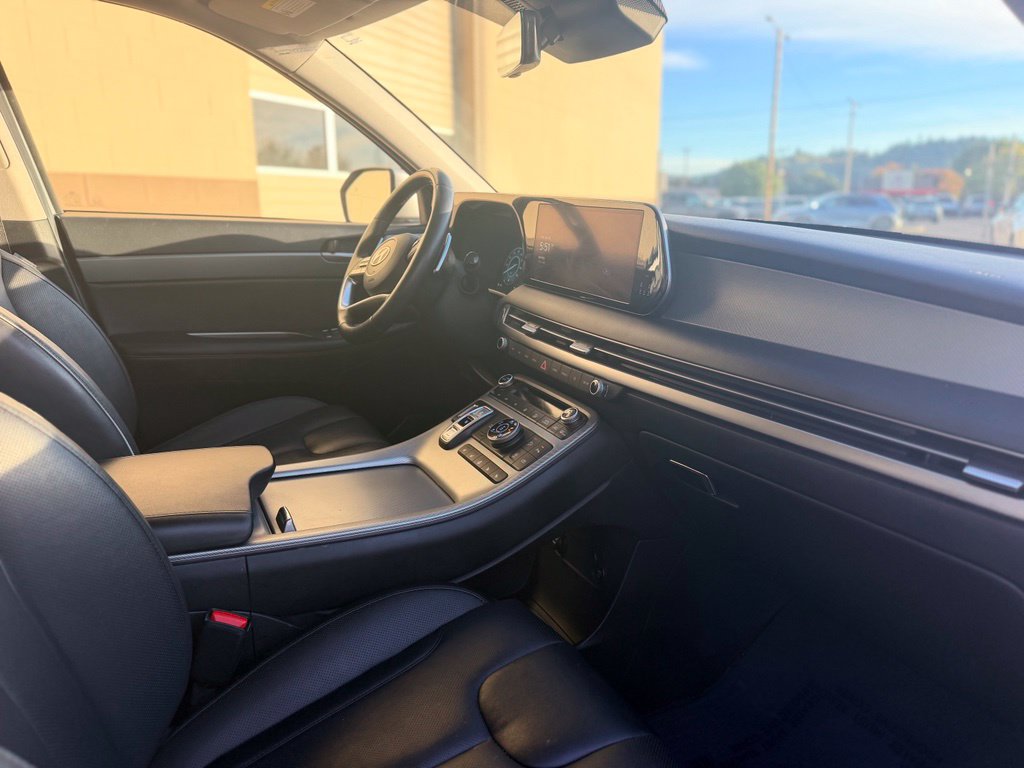 Used 2023 Hyundai Palisade SEL w/ Premium Package AWD/4WD image 14