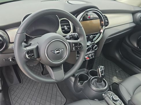 Used 2024 MINI Cooper 2-Door Hardtop FWD image 14