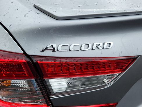 Used 2020 Honda Accord Sport image 30