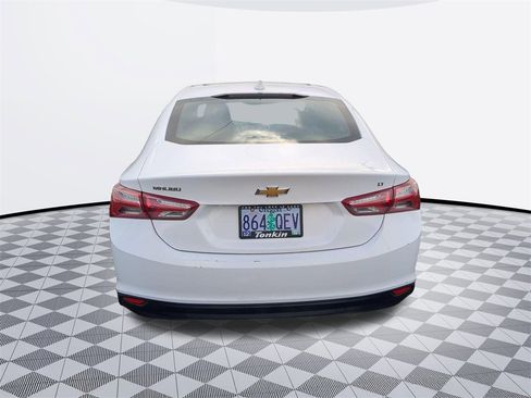 Used 2022 Chevrolet Malibu LT image 5