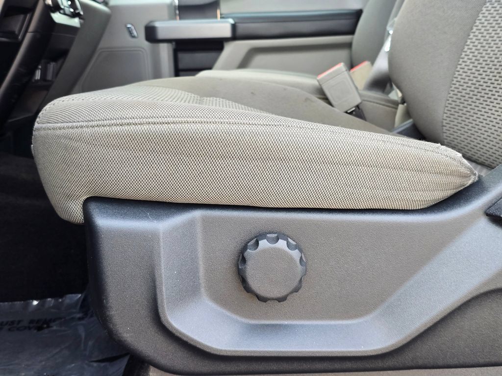 Used 2020 Ford F150 XLT AWD/4WD image 31