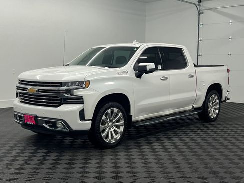 Used 2022 Chevrolet Silverado 1500 High Country image 1