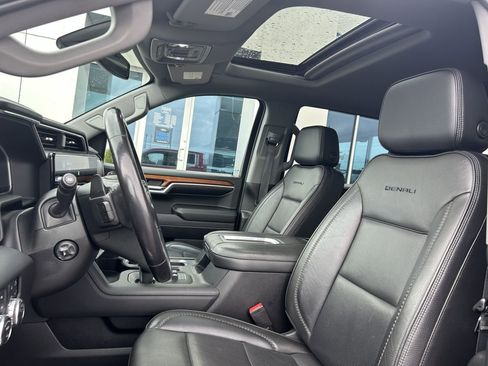 Used 2022 GMC Sierra 1500 Denali image 8