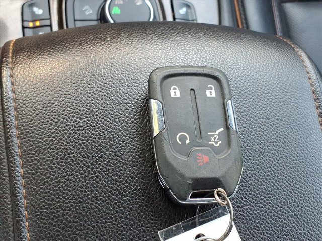 Used 2023 GMC Acadia AT4 w/ Technology Package AWD/4WD image 25