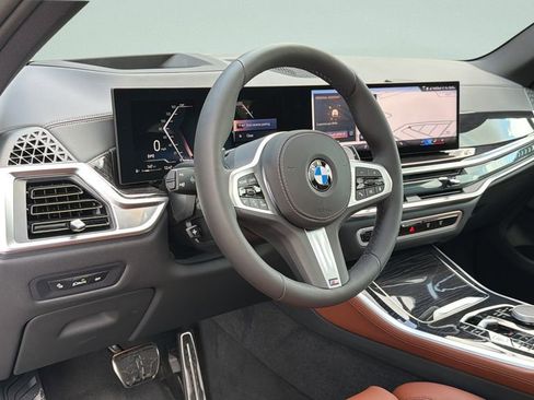 New 2026 BMW X5 xDrive40i w/ M Sport Package image 4