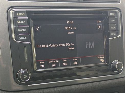 Used 2018 Volkswagen Tiguan Limited w/ Premium Package image 18