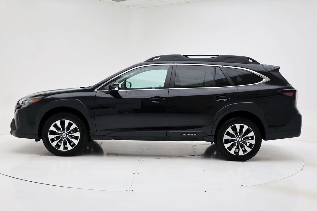 Used 2023 Subaru Outback Limited XT AWD/4WD image 5