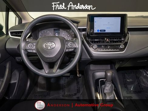 Used 2024 Toyota Corolla LE FWD image 6