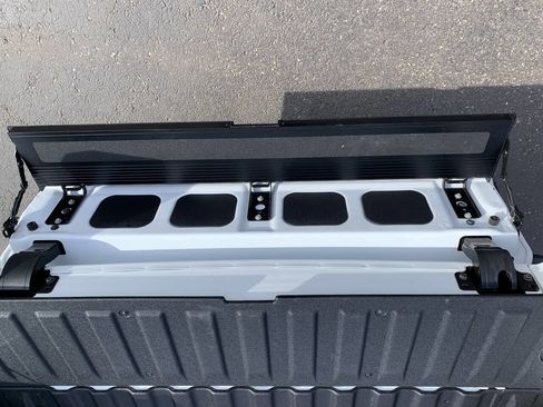 Used 2025 GMC Sierra 3500 AT4 w/ AT4 Premium Plus Package image 14