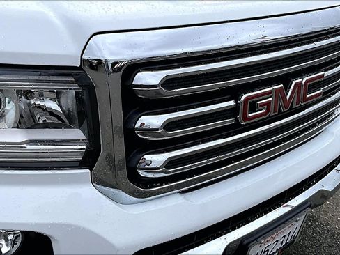 Used 2016 GMC Canyon SLT AWD/4WD image 29