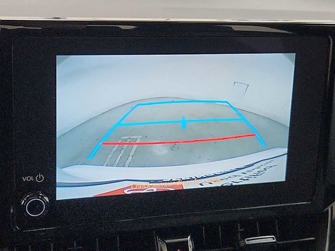 Certified 2025 Toyota Corolla SE image 19