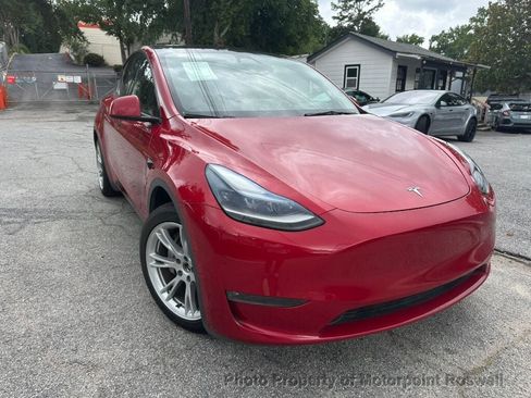 Used 2023 Tesla Model Y Long Range AWD/4WD image 4