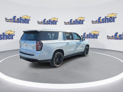 Certified 2024 Chevrolet Suburban High Country image 8